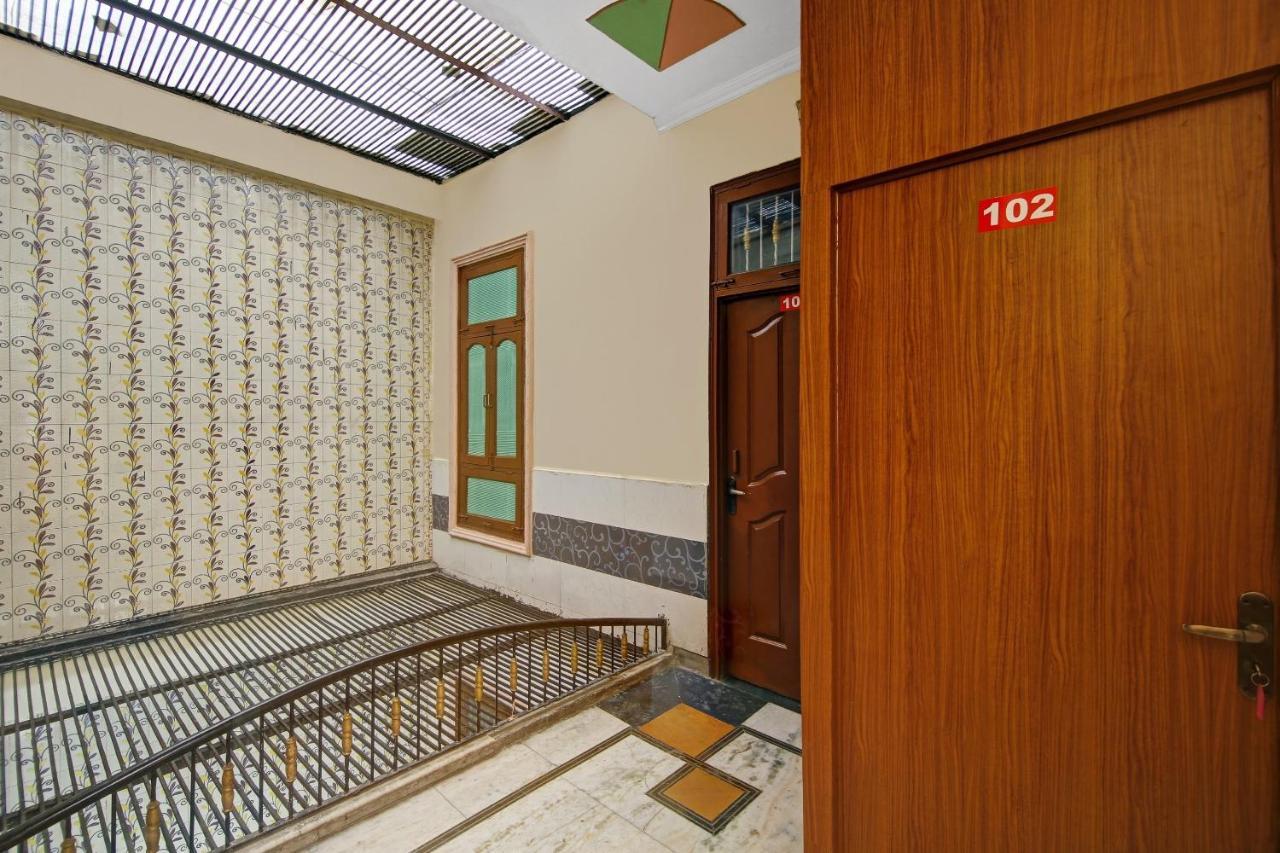 فندق غازي أبادفي  Oyo Galaxy Plaza المظهر الخارجي الصورة